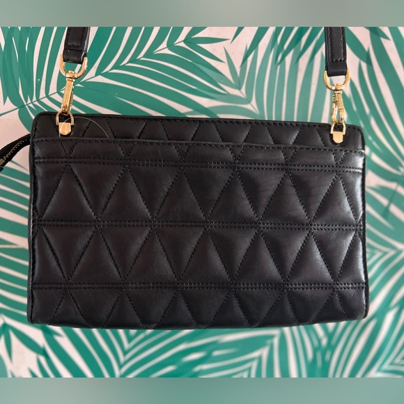 Michael Kors black large cross body clutch quilted with gold hardware leather - Picture 5 of 6